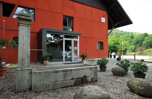 Baden Hotel | Baden Youth Hostel