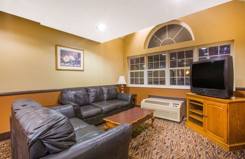 Sprague Hotel | Microtel Inn by Wyndham Beckley