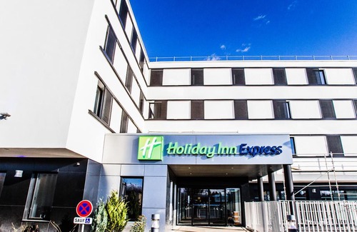 Saint-Apollinaire Hotel | Holiday Inn Express Dijon, an Ihg Hotel