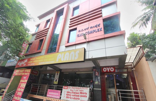 Yeshwanthpur Hotel | OYO 13901 Vishal Residency