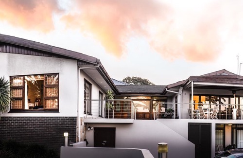Welgemoed Hotel | Four Palms Accommodation