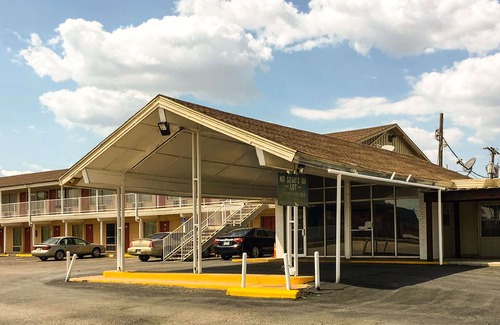 Hillsboro Hotel | Thunderbird Motel Hillsboro
