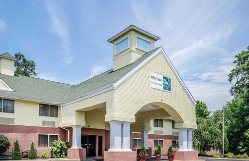 Carrollton Hotel | Quality Inn