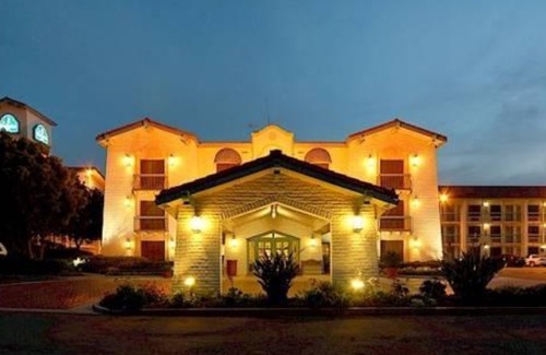 Lincoln Acres Hotel | La Quinta Inn by Wyndham San Diego Chula Vista