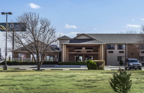 Dumas Hotel | Quality Inn Dumas