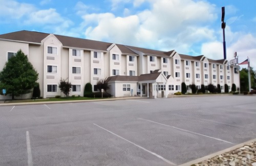 Sprague Hotel | Microtel Inn by Wyndham Beckley