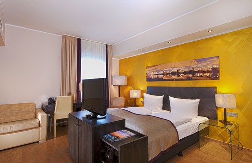 Altstadt Hotel | Wyndham Duisburger Hof