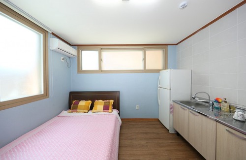 Kunip Hotel | Boryeong 2-Night Pension