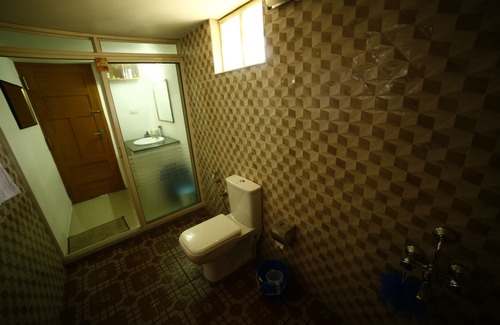 Kumbalam Hotel | Cochin Cove Homestay