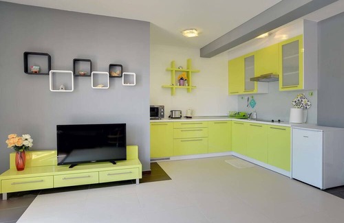 Medulin Villa | Modern villa consisting of two apartments with private pool, beach at 1 km