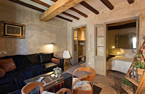 Olot Apartment | a4-1 Campaner