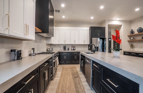 Silverado Ranch Villa | Lux CLOSE TO STRIP! Hot Tub/ Heated Pool/ Game RM!