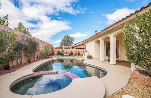 Silverado Ranch Villa | Lux CLOSE TO STRIP! Hot Tub/ Heated Pool/ Game RM!