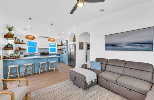Port Bolivar House | Seaside Nest - Unobstructed Beach and Bay Views