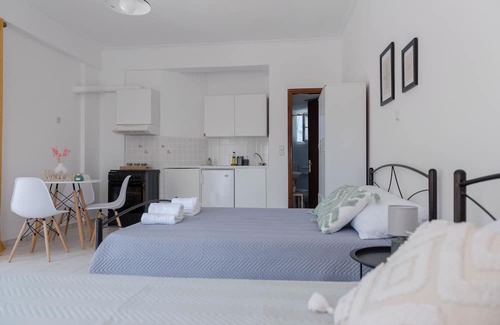 Karfas Apartment | Family Friedly Spot next to the sea