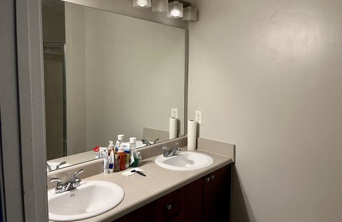 Lindbergh House | Modern 2BR Loft in Trendy Buckhead - Urban Retreat, 2 Baths