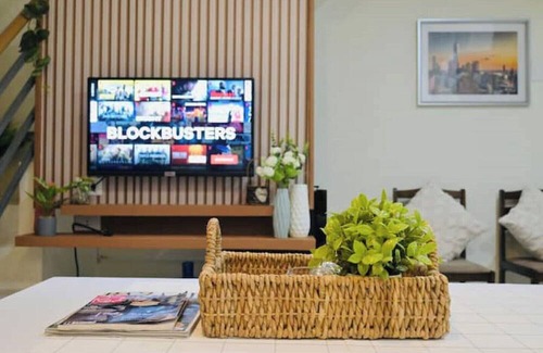 Dumaguete House | Cattleya by Elle's Place near Dumaguete Airport - 2BR with Kitchen