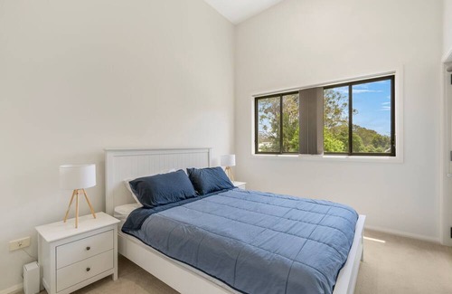 North Haven Apartment | North Heaven - Modern Apartment with Balcony River Views and Pool