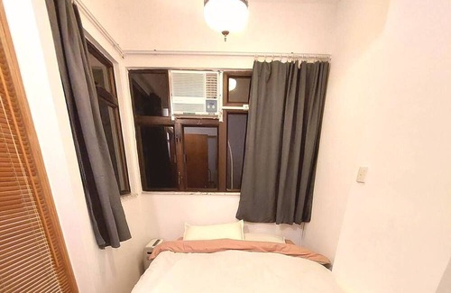Quarry Bay Apartment | Full Modern Apartment in the Center of HK Island