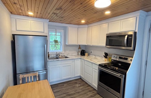 Sainte-Anne-de-Kent House | Cozy river view getaway along the Cocagne River.