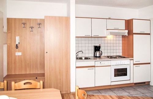 Fendels Apartment | Lovely apartment for 4 people with WIFI, TV, terrace and pets allowed