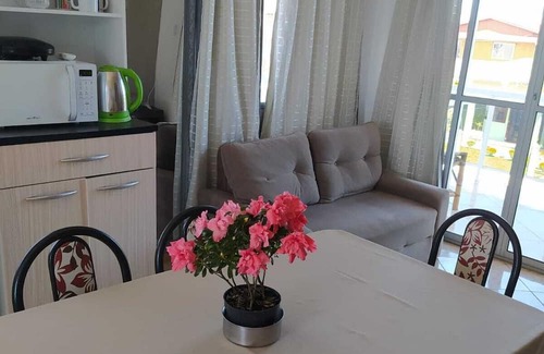 Passo de Torres Apartment | Furnished apartment just a few meters from the sea