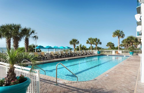 Myrtle Beach Hotel | 4 Relaxing Beachside Suites Perfect for Couples or Families - with 2 Pools