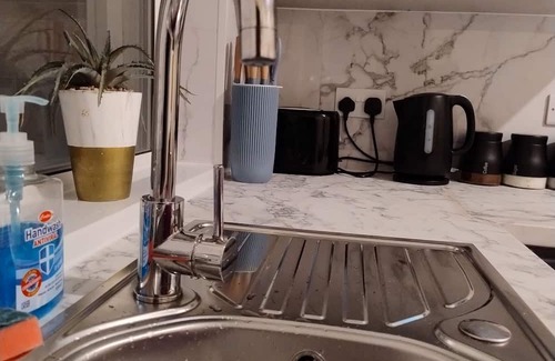 Old Trafford House | The Mancunian Pride Near United Stadium-4 BR Family house
