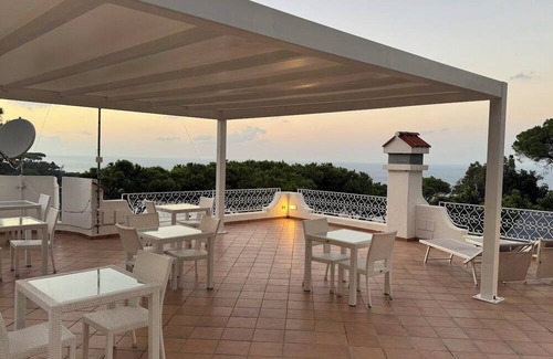 Casamicciola Terme Villa | Elegant Mediterranean-style residence to enjoy the beauty of Ischia.
