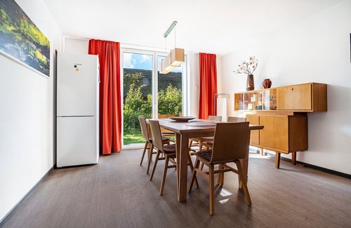 Zingst House | Holiday Home 'Börnsteen' with Private Terrace, Own Garden and Wi-Fi