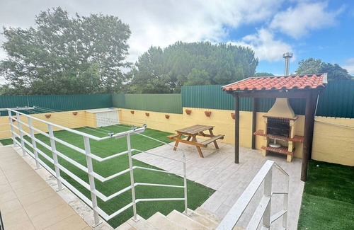 Albarraque House | Perfect house for relaxing with the family! 25 minutes from Lisbon airport.