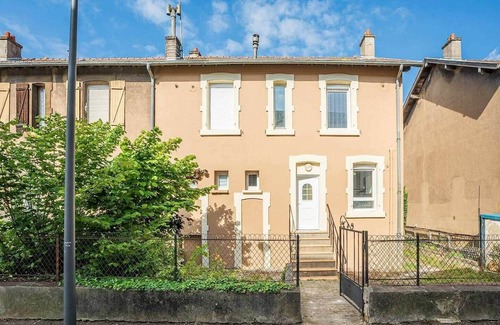 Joeuf Apartment | Le Charlie - Bright - Spacious - Garden -Parking