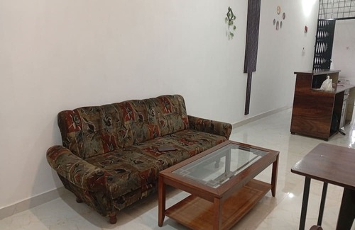 Amritsar Bed & Breakfast | 7-bedroom bed & breakfast in welcoming Amritsar with AC