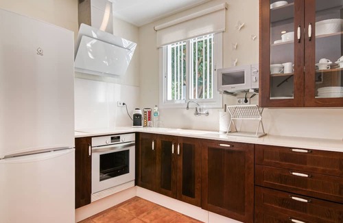 Llauri Villa | Relax Natural: Private Pool, BBQ & A/C — 15 minutes from Cullera