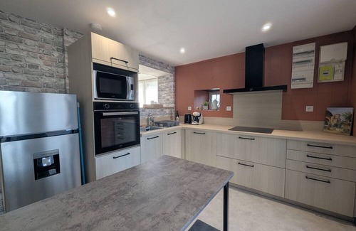Orges Cottage | Riverside cottage in Orges for 8 guests