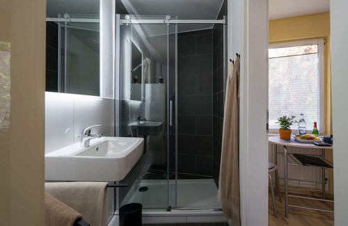 Eppendorf Apartment | Small apartment for two people with garden and private entrance