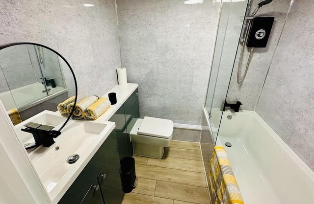Self Contained Flat in Cheltenham
