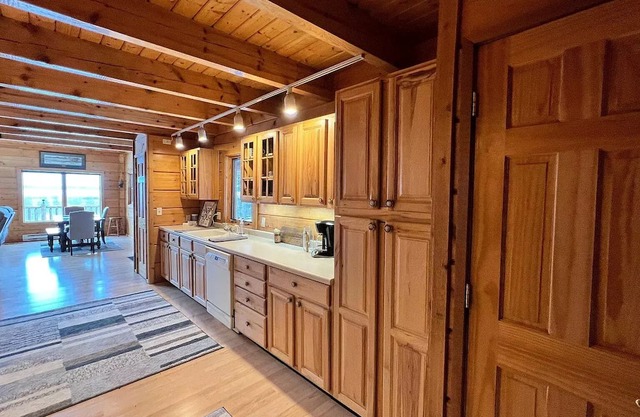 Cozy Lake House off of Steamboat Bay on Leech Lake.
