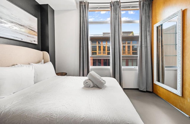 2BR Loft unit in Boston Southend 3049