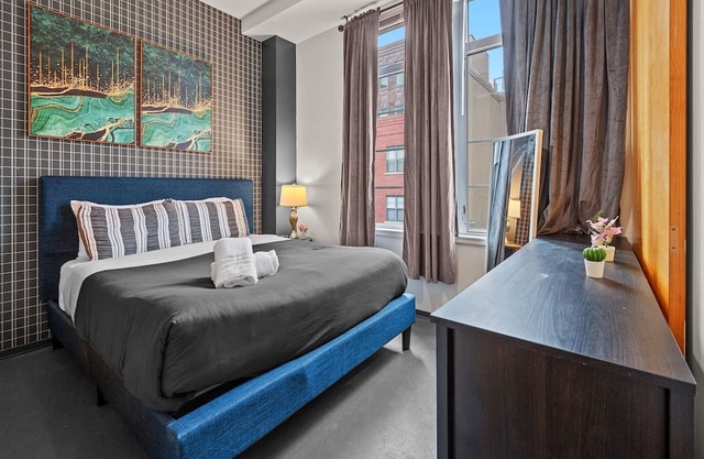 Loft style 2BR unit in Boston Southend 6934
