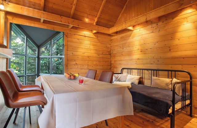 Holiday Home 'Blockbohlen-Haus Auf Hof Verchen' with Private Terrace, Private Garden and Wi-Fi