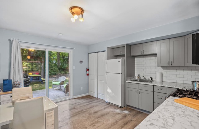 This 3 bedroom, 2 bathroom home is in a scenic area but closes to Indiana Dunes National Park.