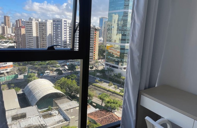 Your perfect get-away location. 1BD apartment in Boa Viagem with AC, WiFi