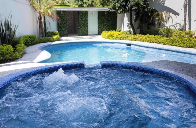 Luxurious Getaway with Private Pool & Garden