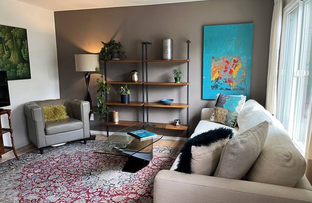 3-bedroom NOBO townhome in beautiful Boulder with AC, WiFi. Enjoy your stay!