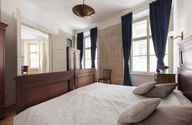 Antique Old Town Apartment