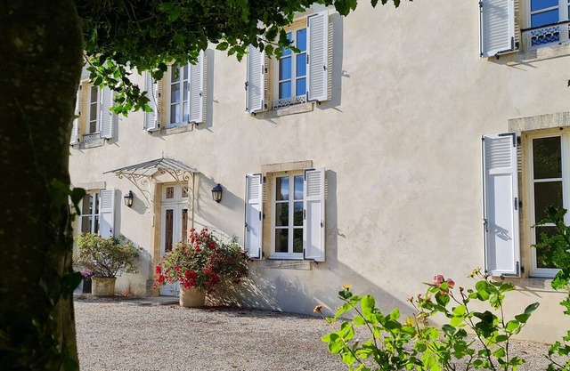 Double Chambre Pour une Famille, à la Campagne Près de Bayeux et des Plages