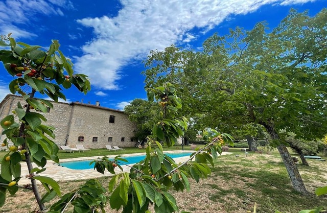 Exclusive Pool villa - Close to Spoleto shops and restaurants (12)
