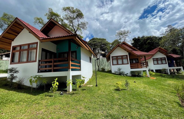 Chalé Lindo e Aconchegante em Monte Verde, Localizado na Avenida Principal