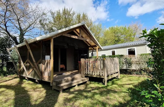 Camping du Port Mulon * - SAFARI CABIN - 4 PEOPLE MAX - WITHOUT SANITARY 4 people